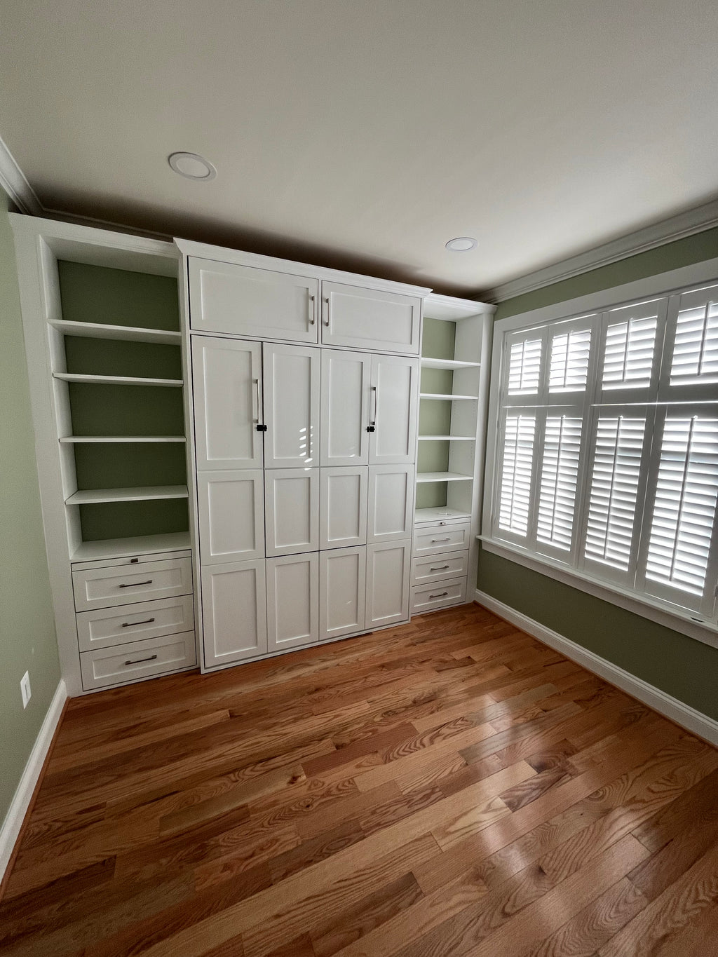 #33 Full Size Murphy Bed with Custom Size Shelves, Upper Cabinets and Drawers.